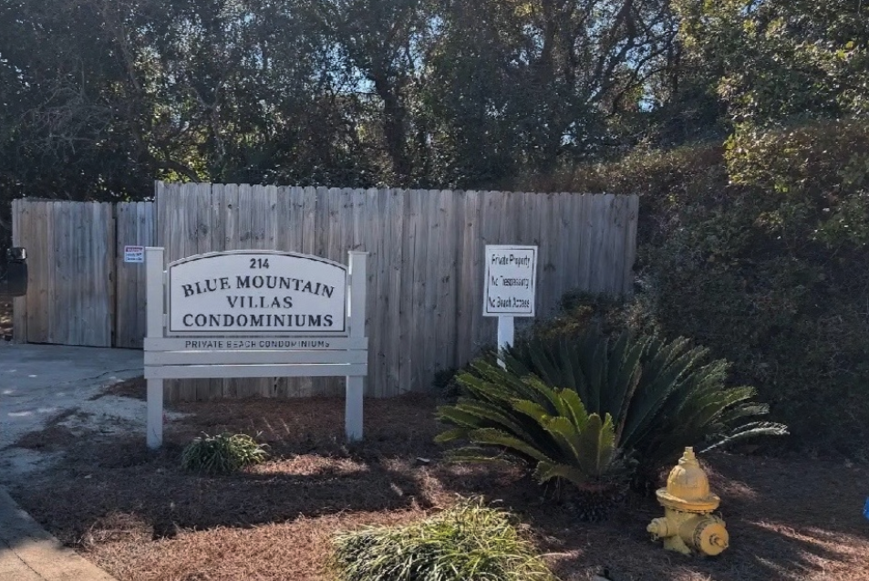 Blue Mountain Villas Condominiums entrance sign at 214